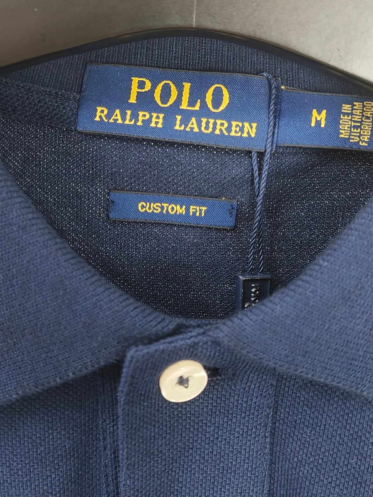 P180 Ralph Lauren large embroidered polo shirt with lapel and short sleeves. High-end quality. Complete with three labels, comfortable and breathable, classic and simple, exquisite and fashionable. The details show high-end quality. Color: black, white, gray, navy. Size: M-XXL